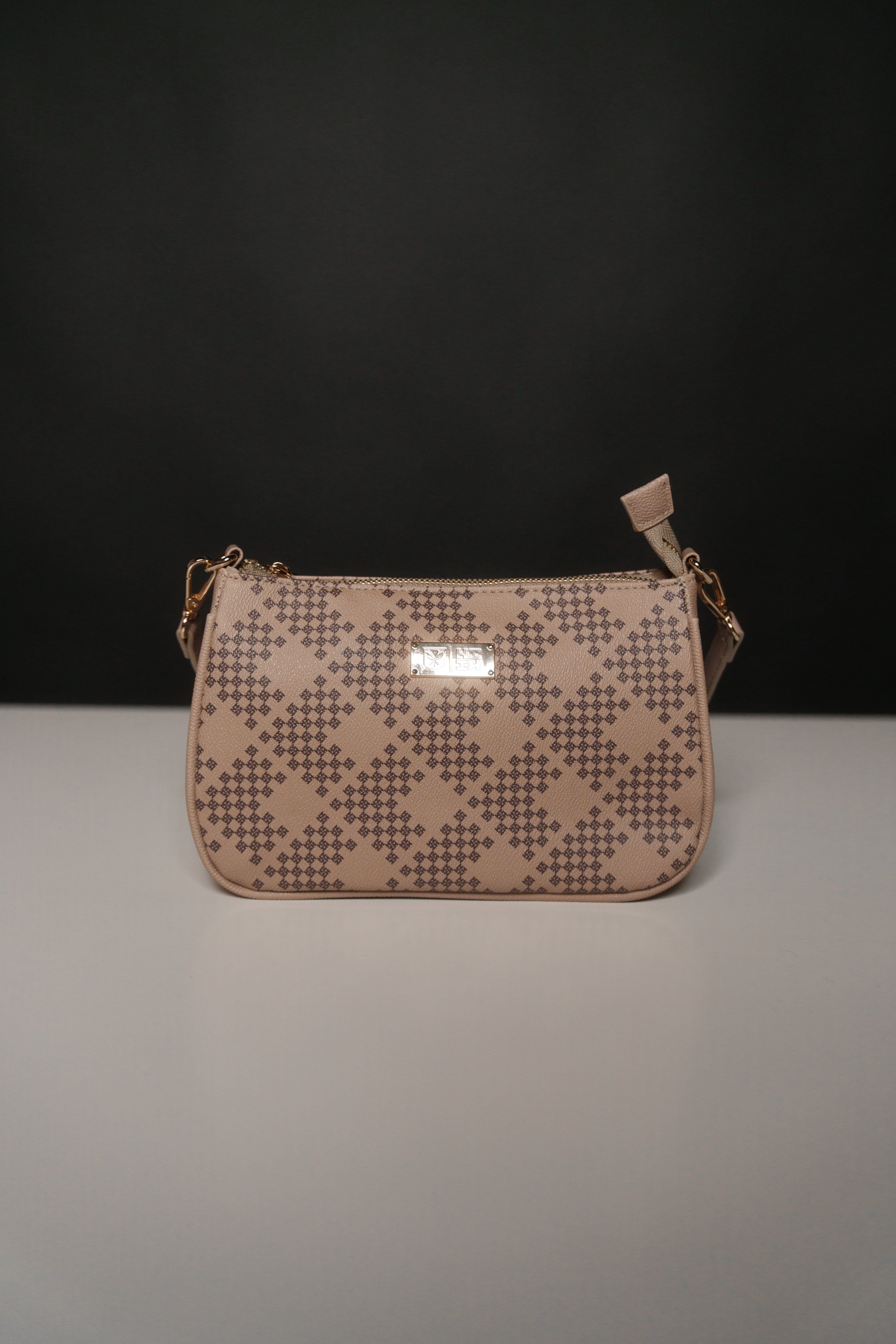 LUXURY TRIANGLE TAN PURSE Bags Hawaii's Finest