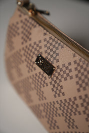 LUXURY TRIANGLE TAN PURSE Bags Hawaii's Finest