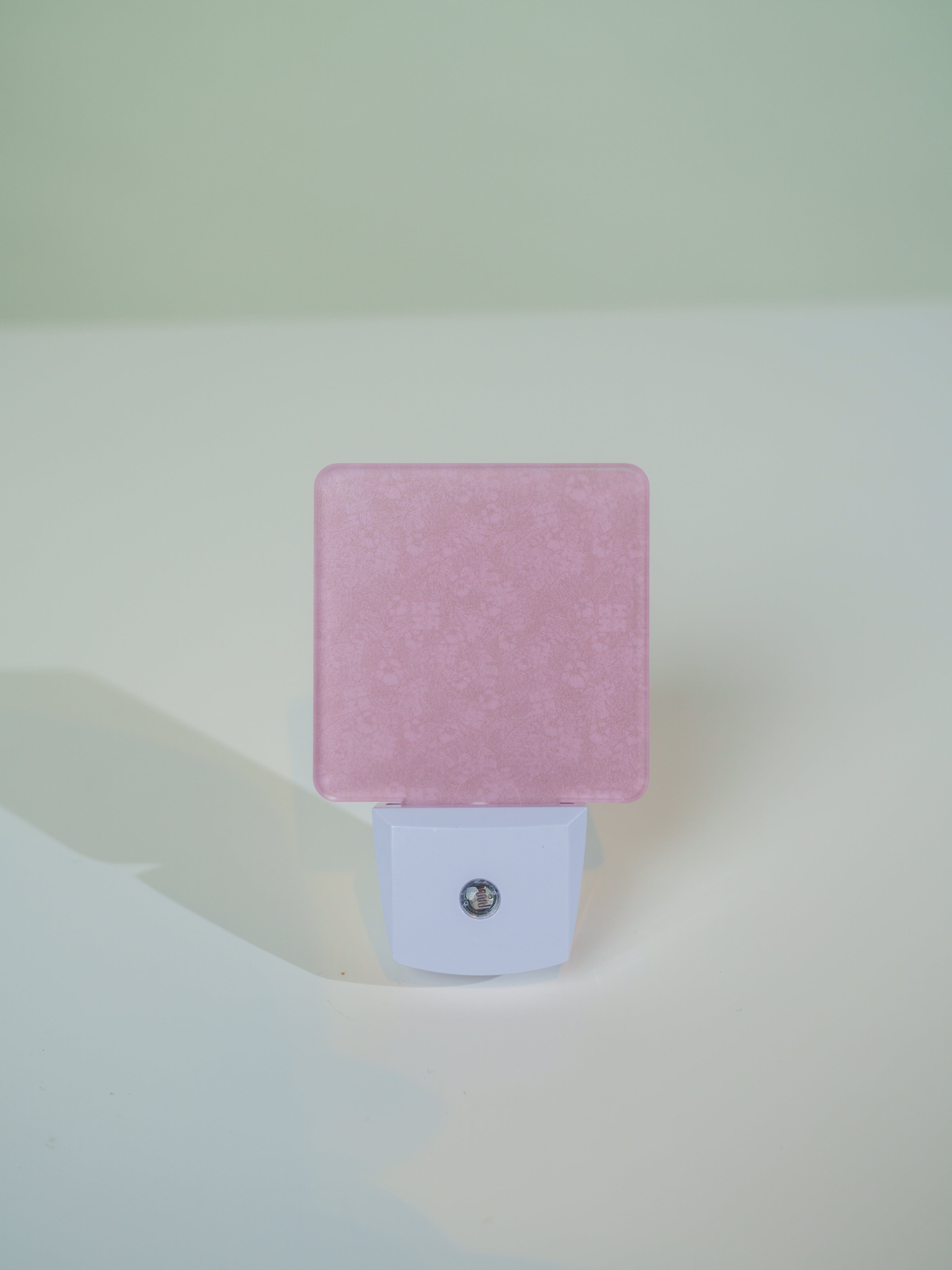 NIGHT LIGHTS Utility Hawaii's Finest MAUVE PINK FLORAL