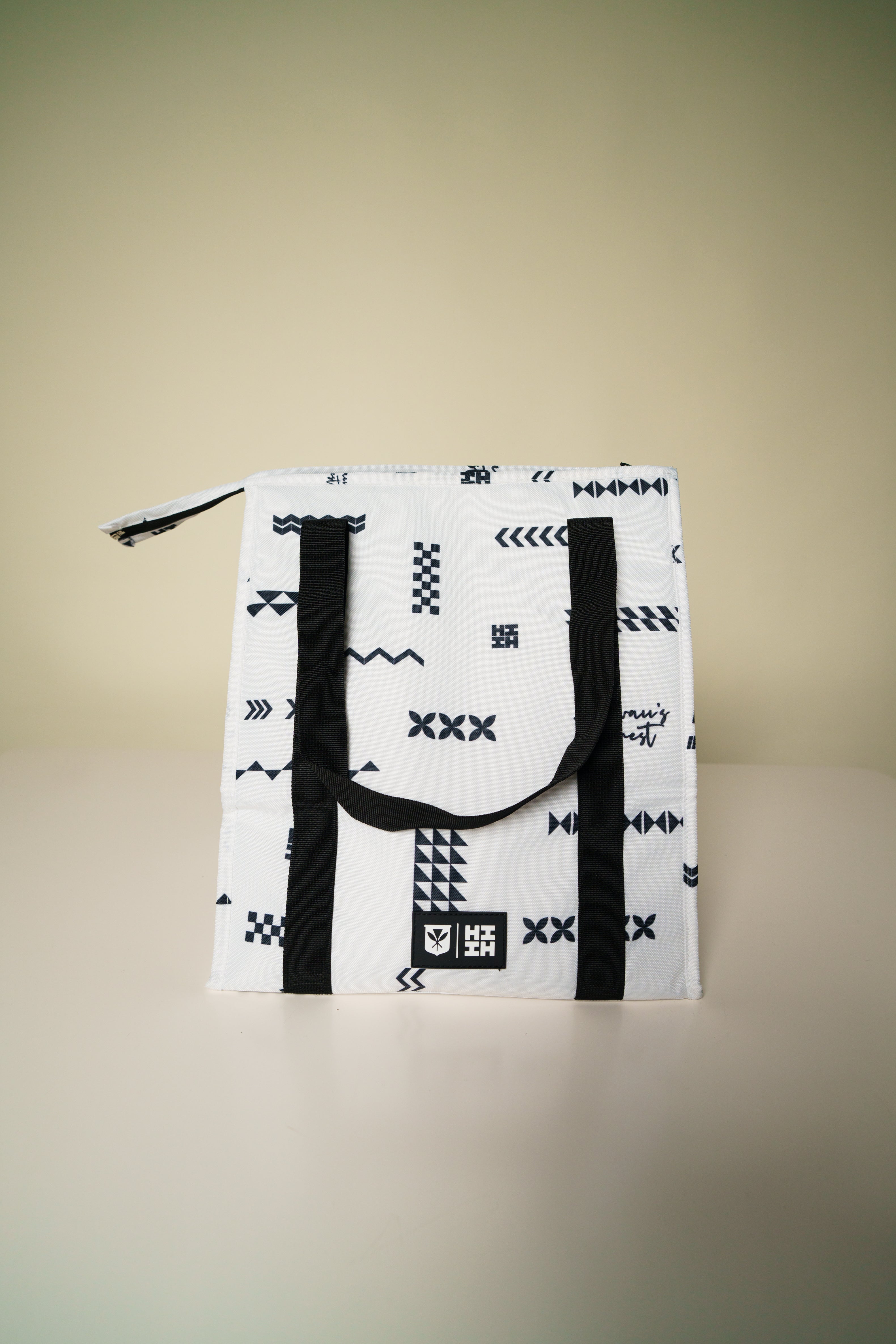 WHITE KAPALA INSULATED TOTE