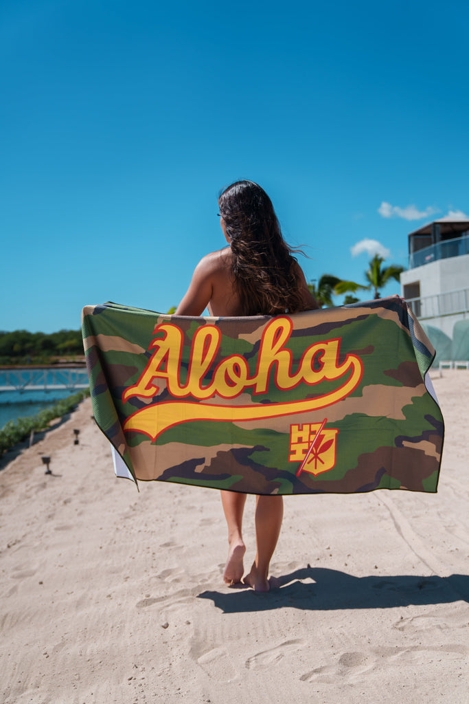 ALOHA SCRIPT CAMO TOWEL Utility Hawaii's Finest 