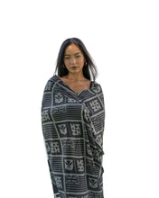 BLACK & GRAY FLAG PAREO Hawaii's Finest 