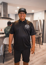 BLACK & WHITE CREST SPLIT LOGO GOLF SHIRT