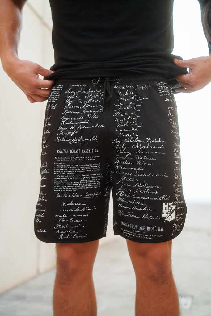 BLACK & WHITE PETITION PERFORMANCE SHORTS Shorts Hawaii's Finest SMALL 