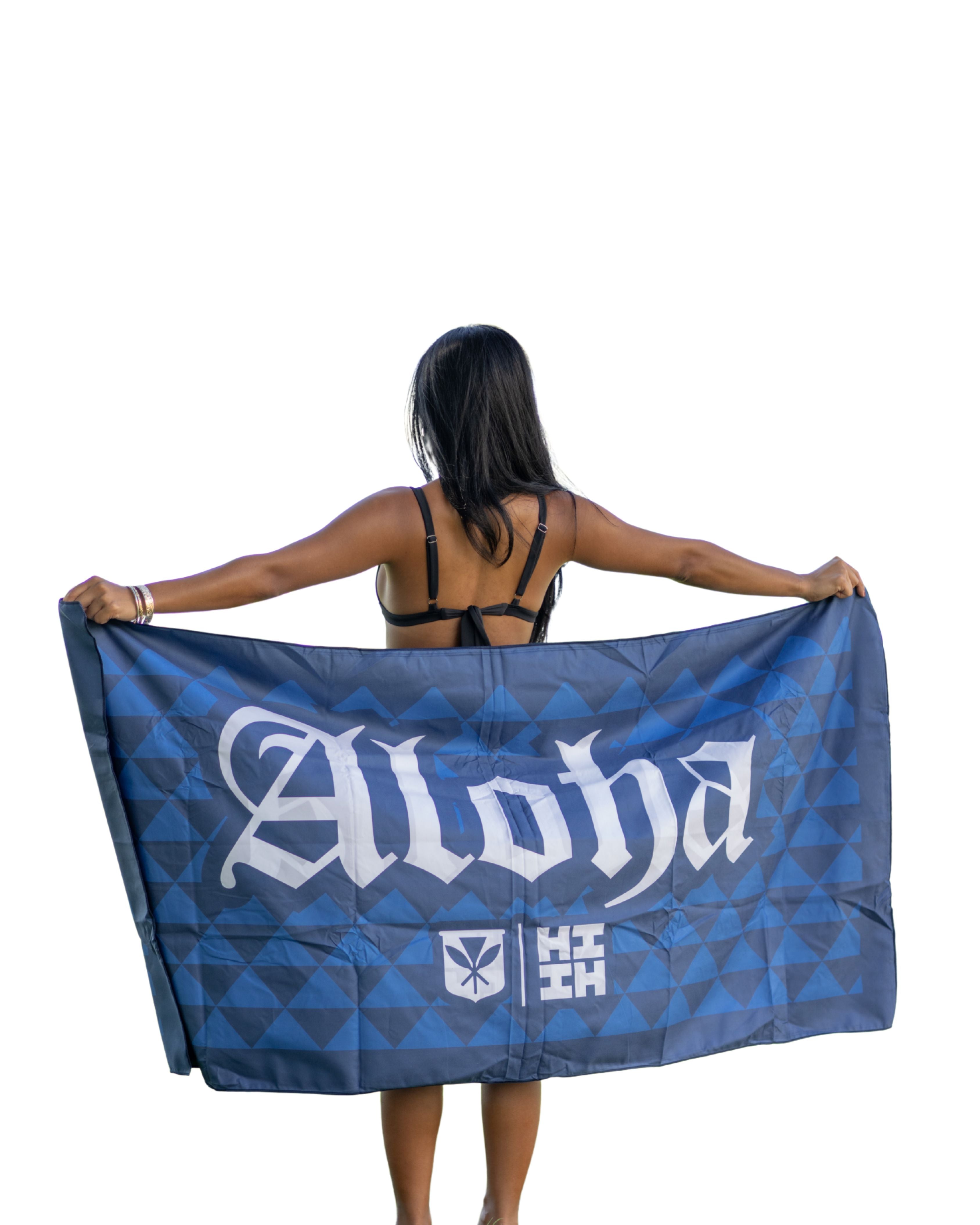 BLUE ALOHA TRIANGLES TOWEL Utility Hawaii's Finest 
