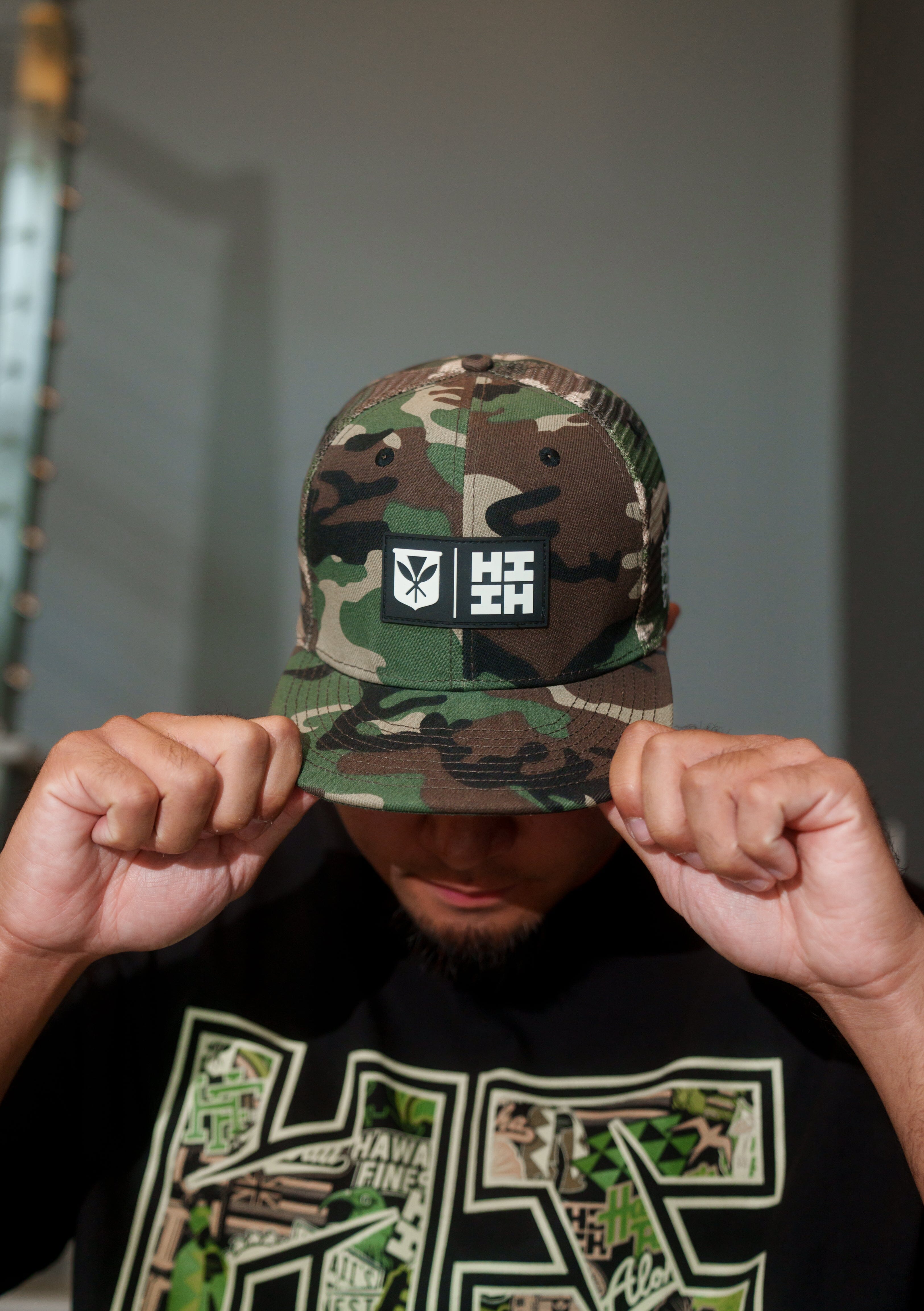 CAMO SIMPLE LOGO TRUCKER Hat Hawaii's Finest 