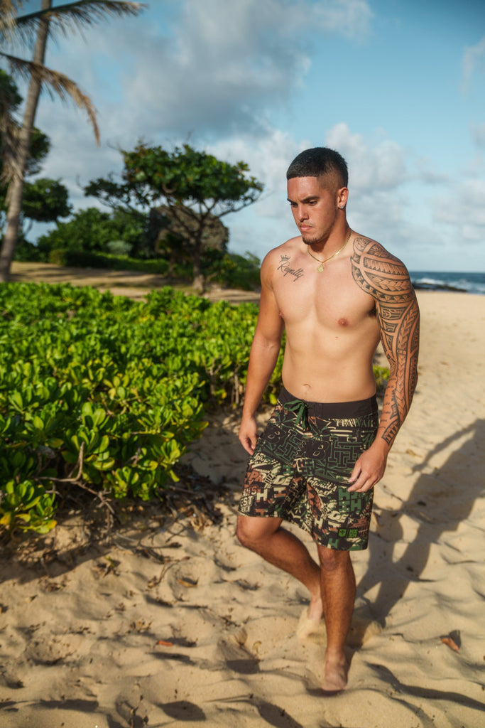 CAMO STICKERBOMB BOARDSHORTS Shorts Hawaii's Finest 