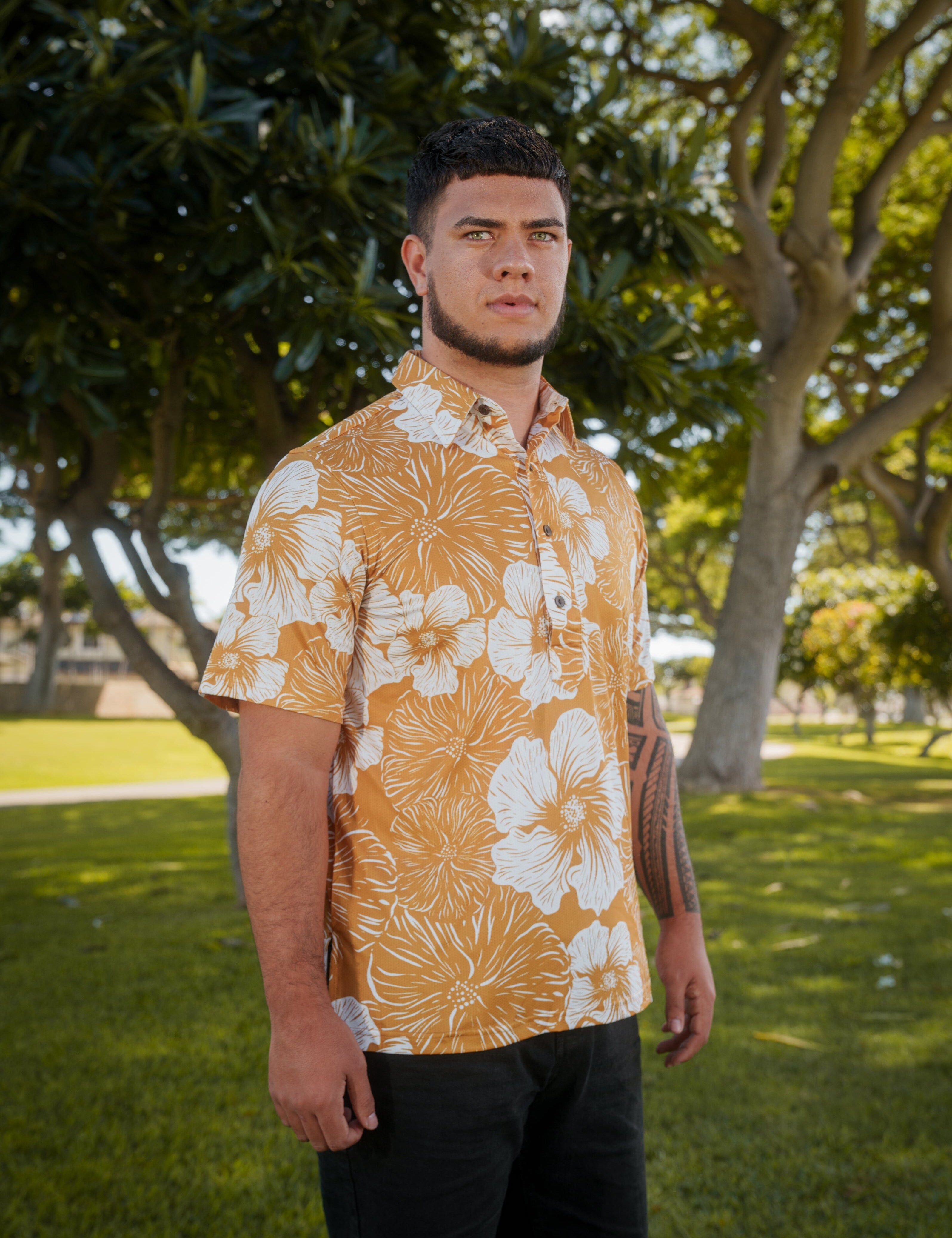 GOLD HIBISCUS ALOHA POLO Polo Hawaii's Finest X-SMALL 