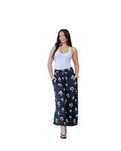 HĀLOA WOMEN'S BLACK & WHITE FLOWY PANTS Shirts Hawaii's Finest X-SMALL 