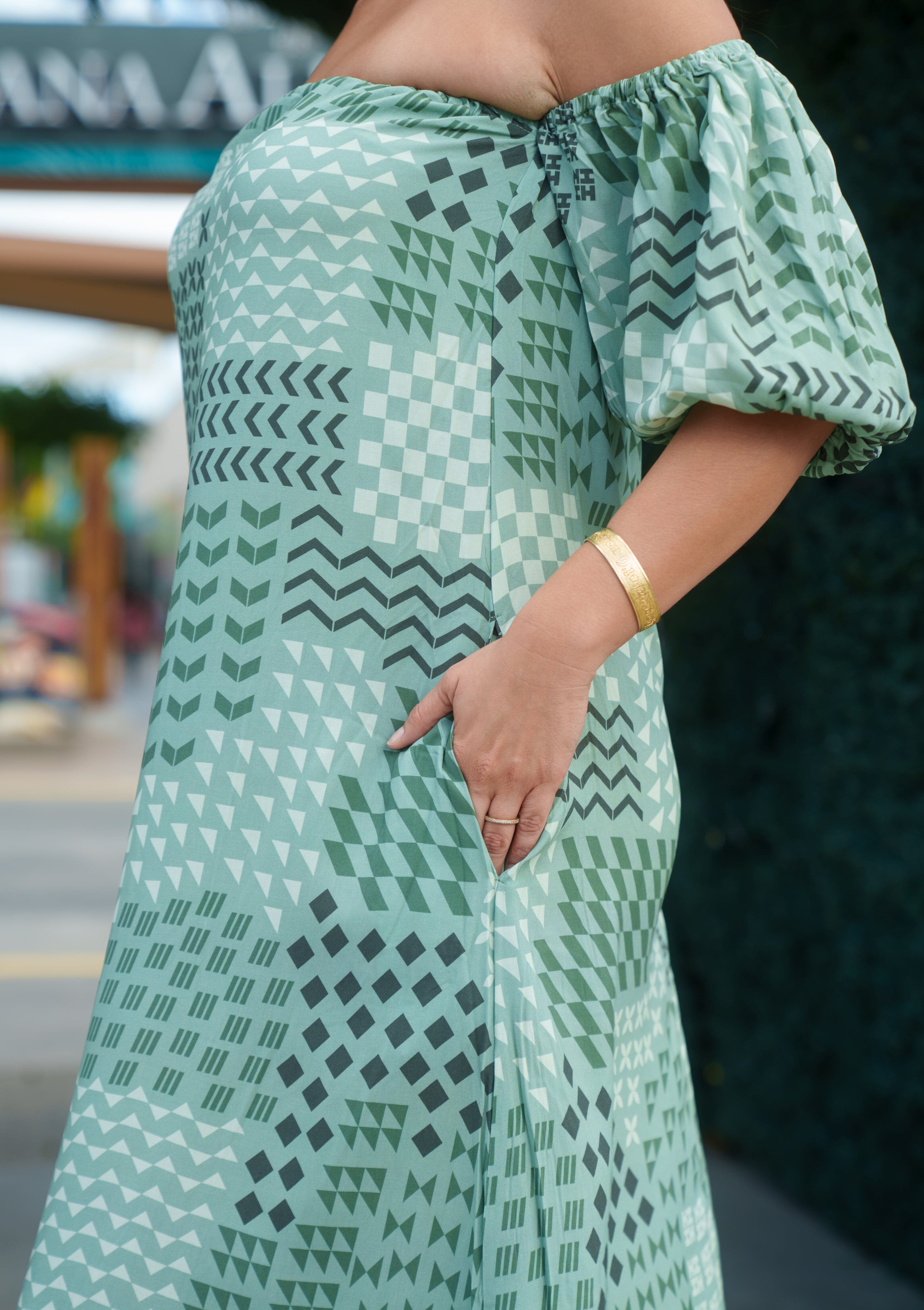 HUI WOMEN'S GREEN OTS DRESS Shirts Hawaii's Finest 