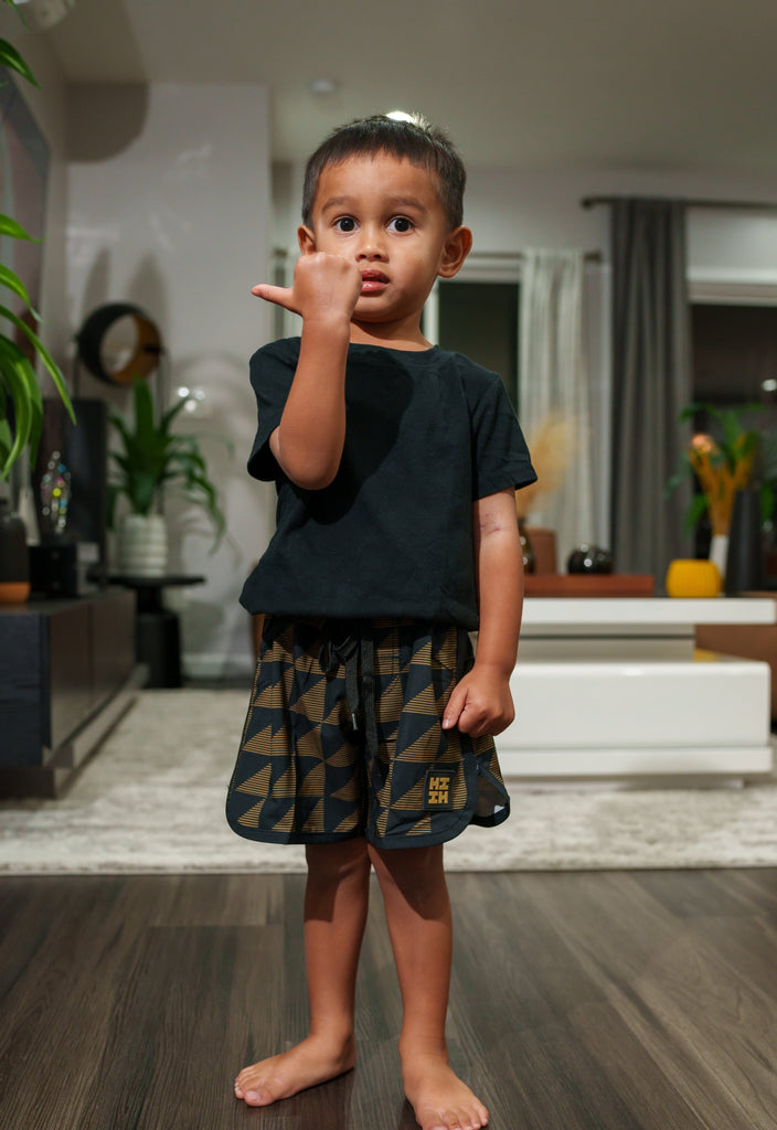KAULIKE KEIKI BLACK & GOLD BOARDSHORTS Shirts Hawaii's Finest XX-SMALL 