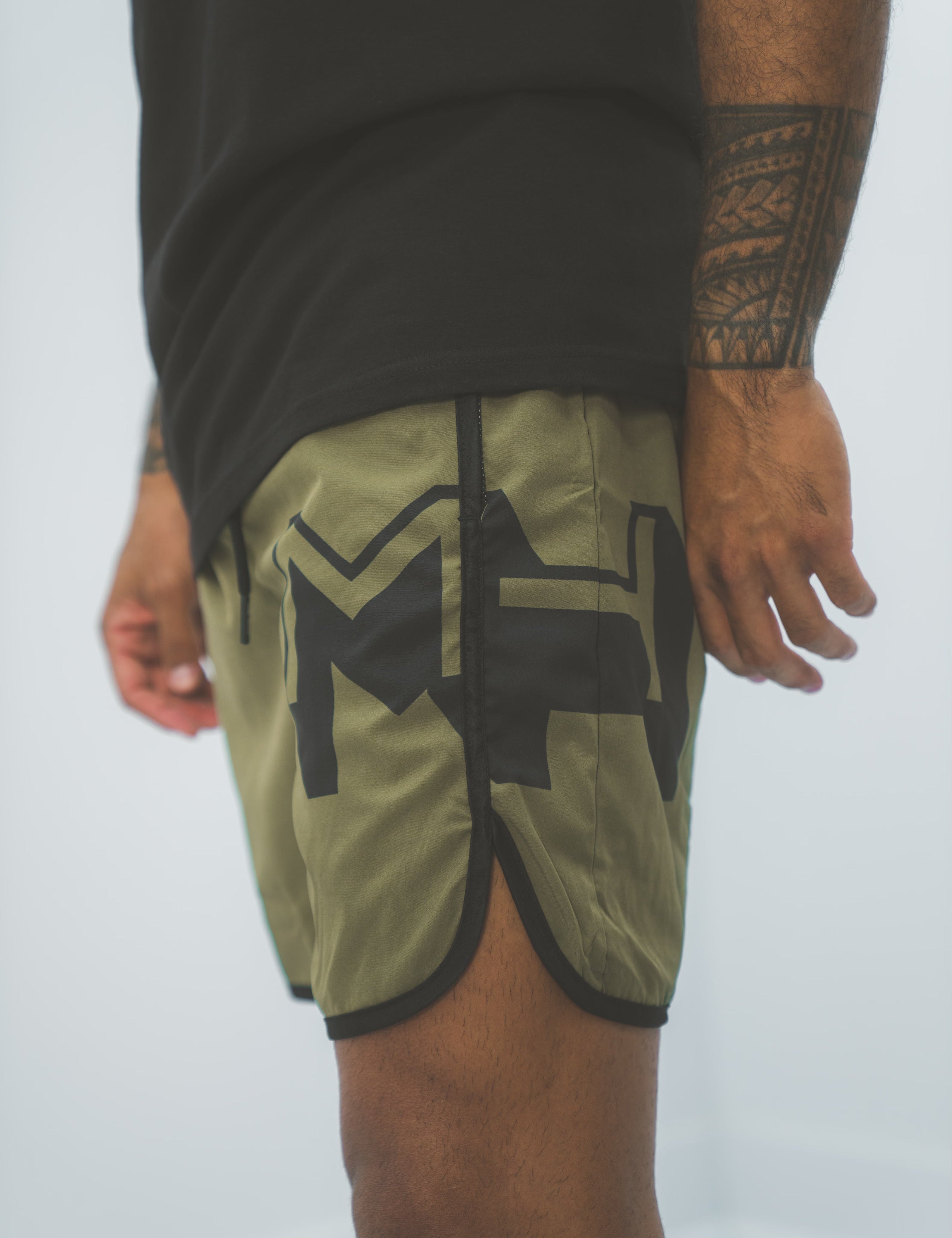 OLIVE MAU PERFORMANCE SHORTS Shorts Mau Hawaii 