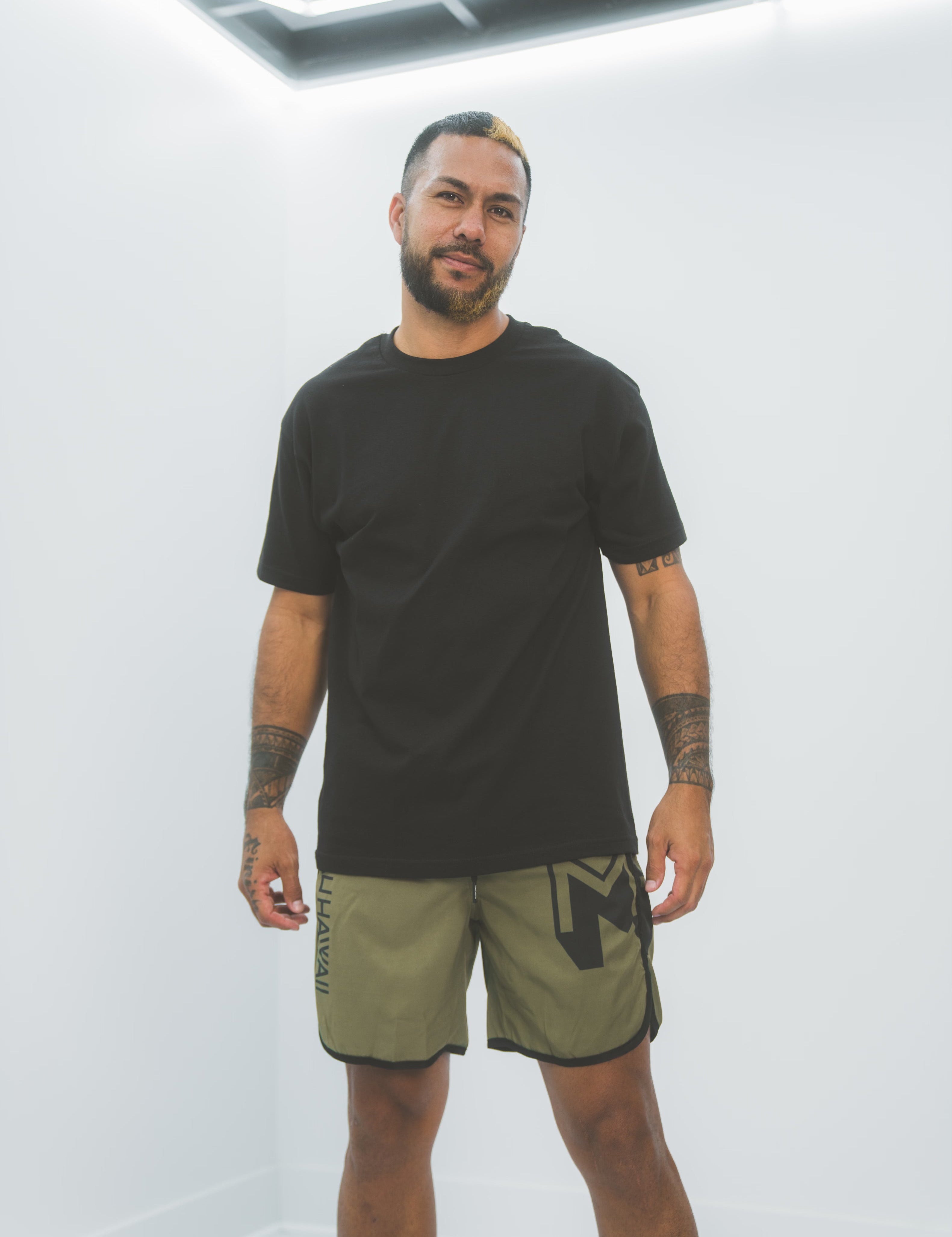OLIVE MAU PERFORMANCE SHORTS Shorts Mau Hawaii SMALL 