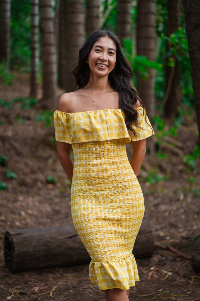 PALAKA WOMEN'S YELLOW OTS RUFFLE TRIM DRESS Shirts Hawaii's Finest 