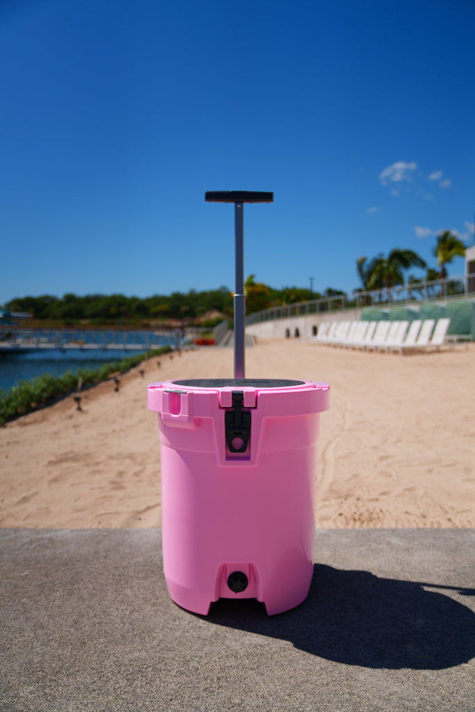 PINK 7.5 GAL TOWABLE ICE BUCKET Utility Hawaii's Finest 