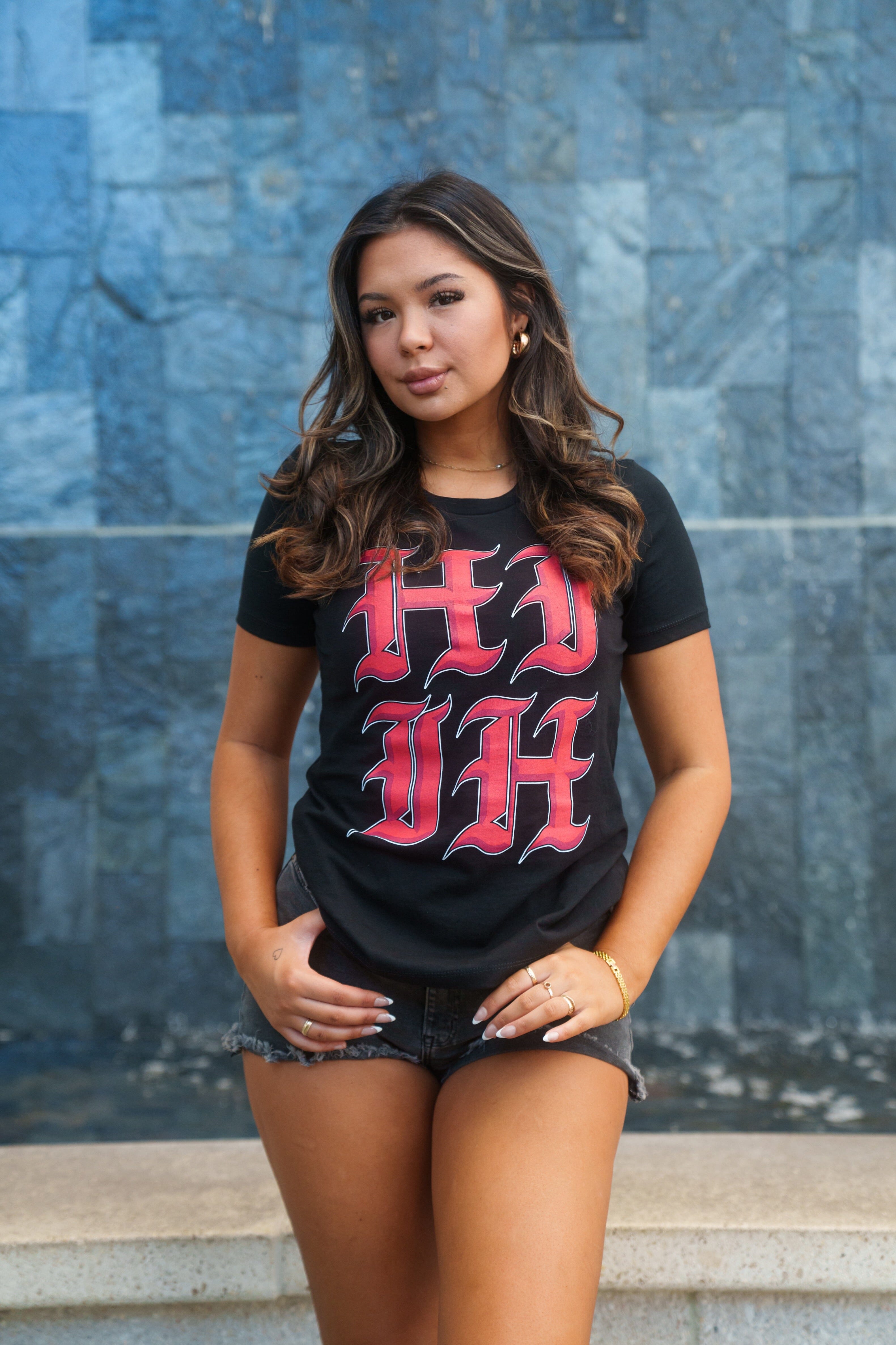 WOMEN'S OE LOGO RED TOP Shirts Hawaii's Finest SMALL 