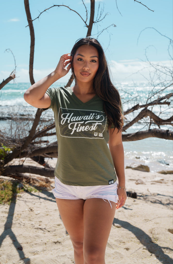 WOMEN'S SCRIPT TRIBAL MILITARY TOP Shirts Hawaii's Finest SMALL 