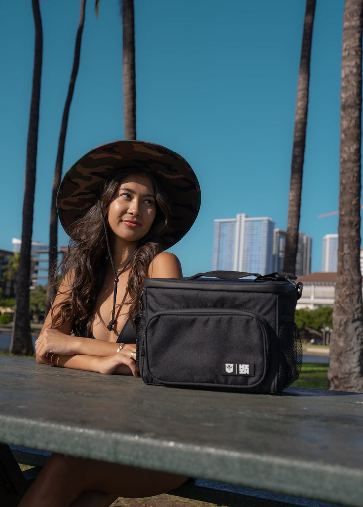 BLACK SOFT LUNCH BOX Bags Hawaii's Finest 