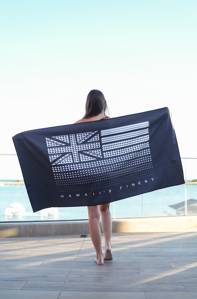 BLACK & WHITE HIFI FLAG TOWEL Utility Hawaii's Finest 